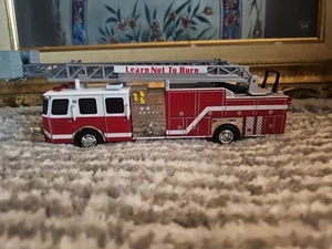 Corgi 1/50 Scale US53804 - Mack CF Tower Fire Truck Bethpage - Red/White - Picture 1 of 24