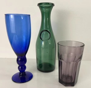 Lote de 3 piezas de vidrio de colección jarra Isabel verde copa azul púrpura vaso para beber - Imagen 1 de 15