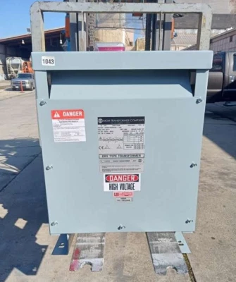 Transformador MGM 15 KVA, 3 fases, Pri. 360/415/480/575V - Sec. 240V (AD370-B0428) Foto 1 de 4