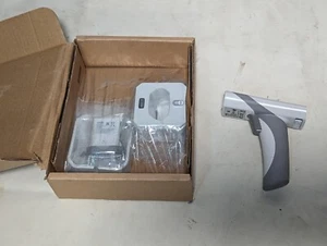 Code CR2702-100-A271-C34-MB6 code reader kit, CR2702, battery, BT inductive char - Picture 1 of 7