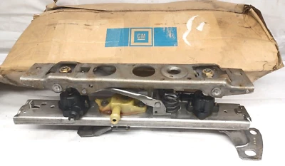 87-89 BUICK OLDS PONTIAC CADILAC LADO INTERIOR DEL CONDUCTOR ASIENTO EXTERIOR DERECHO PISTA 16600020 Foto 1 de 4