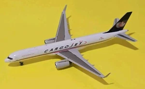 NG Models 1:400 Cargojet 757-200F C-GVAJ - Picture 1 of 3