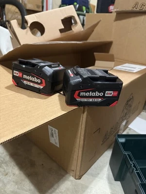 Batería de herramientas eléctricas de iones de litio Metabo LiPOWER 18V 4Ah x2 con cargador CAS Foto 1 de 2