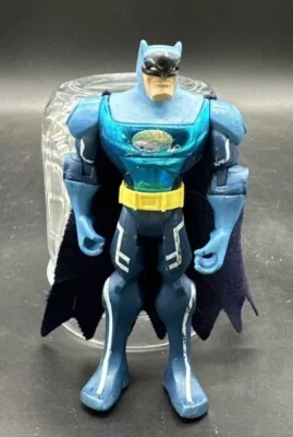 Фигурка Бэтмена The Brave and The Bold Total Armor Attack Blade РЕДКАЯ синий металлик - Изображение 1 из 4