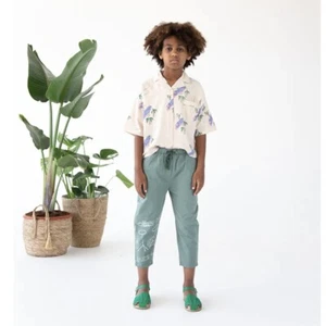 • NEW • Wander & Wonder Green Jazz Music Cropped Pants Size 11/12 - Picture 1 of 6