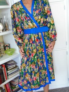 Vtg Diane Freis Blue Gold Floral Silk Tapestry Coat Dress Duster, one size Wrap - Picture 1 of 11
