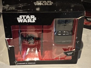 DISNEY FIGURINE STARSHIPS VEHICLES FIRST ORDER TIE FIGHTER COLLECTOR'S EDITION - Picture 1 of 4