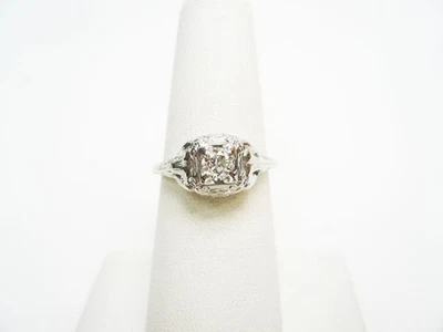 Estate 18K White Gold Diamond Ring Size 6 1/2 - Image 1 of 4