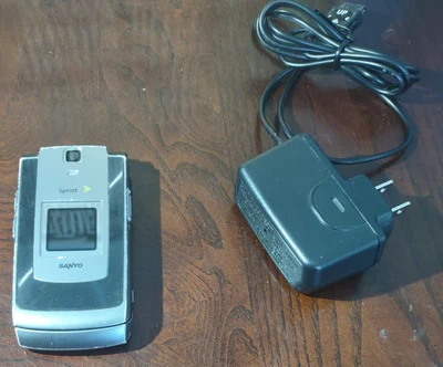 Sanyo Sprint used Flip Cell Phone-Rare-SHIPS N 24 HOURS - Image 1 of 4