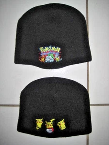 SET BESTEHEND AUS 2 SCHWARZ BESTICKTEN NINTENDO POKEMON Beanie Mützen KINDER/JUGENDLICHE ONE SIZE - Bild 1 von 7