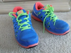Nike Dual Fusion ST 2 Talla 7 - Imagen 1 de 3