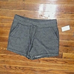 Las mejores ofertas en Alto (más de 10.5 pulgadas) Gris Pantalones Cortos  para mujeres | eBay