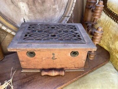 Ancienne Chaufferette en Bois et Métal - Photo 1/4