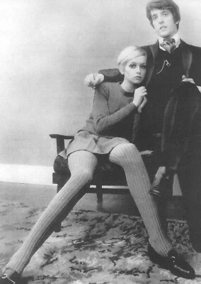 LAS POSTALES SWINGING AÑOS SESENTA TODAS LAS OCASIONES AÑOS 60 FOTOGRAFÍA PHILIP TOWNSEND Foto 1 de 4