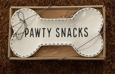 Torta de lama Pawty Snacks bandeja de osso de cachorro 10 polegadas X 5 polegadas NOVO - Imagem 1 de 2