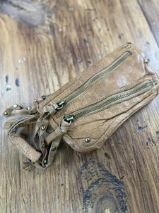 Distressed Free People Distressed Vegan Boho inspiriert Geldbörse mit Riemen - Bild 1 von 18