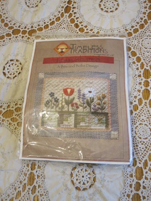 Kit de edredón Timeless Traditions LOVE SHARED paquete de tela y conjunto de patrones 44" x 28" Foto 1 de 4