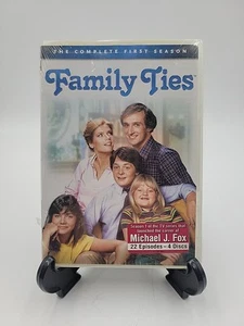 Family Ties - The Complete First Season DVDs - Foto 1 di 4