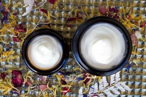 Australian Made Tallow Balm Cream Organic Grass Fed Tallow Whipped in Glass Jar - Picture 1 of 3