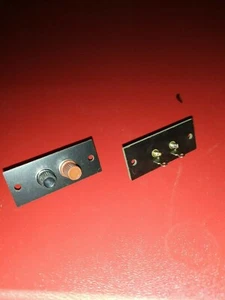 2x Schraubanschluss Audio o.ä. auf Isolierung DepE14h32/1 - Bild 1 von 7