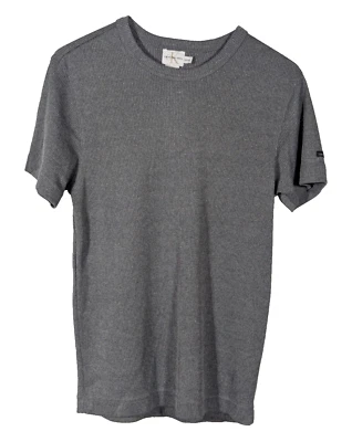 Camisa Para Hombres Calvin Klein Tejida Manga Corta Pequeña Gris Jersey Cuello Redondo Acanalado CK Foto 1 de 4
