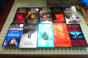 Dean R. Koontz Paperback Books, Lot Of 24  Most VG+ / Near Fine Condition - Picture 1 of 5