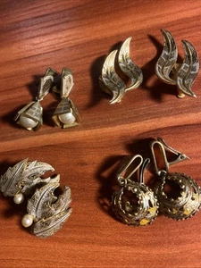 Lot Of 4 Sets. Spanish Gold Tone Costume Jewelry Earrings. Vintage - Picture 1 of 5