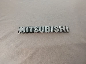 MITSUBISHI OUTLANDER LANCER GALANT REAR EMBLEM LOGO BADGE SIGN SYMBOL OEM A45243 - Foto 1 di 2