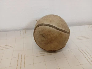 Softbol vintage de cuero con costura elevada años 1930-1940 - Imagen 1 de 4