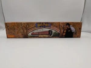Hornby Spurweite OO R4149A Hogwarts Express Bremswagen 99723 Originalverpackt - Bild 1 von 3