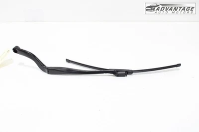 2014-2019 CADILLAC CTS BRAÇO LIMPADOR DE PARA-BRISA DIANTEIRO ESQUERDO DO LADO DO MOTORISTA 84017837 FABRICANTE DE EQUIPAMENTO ORIGINAL - Imagem 1 de 4