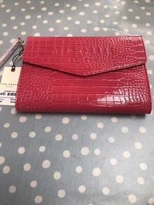 Ladies Ted Baker Pink Crocodile Effect Magnetic Closure Clutch Bag BNWTAGS - Picture 1 of 10