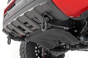 Rough Country Front Shackle Kit w/D-Rings & Rubber Isolators - 73126 - Picture 1 of 9