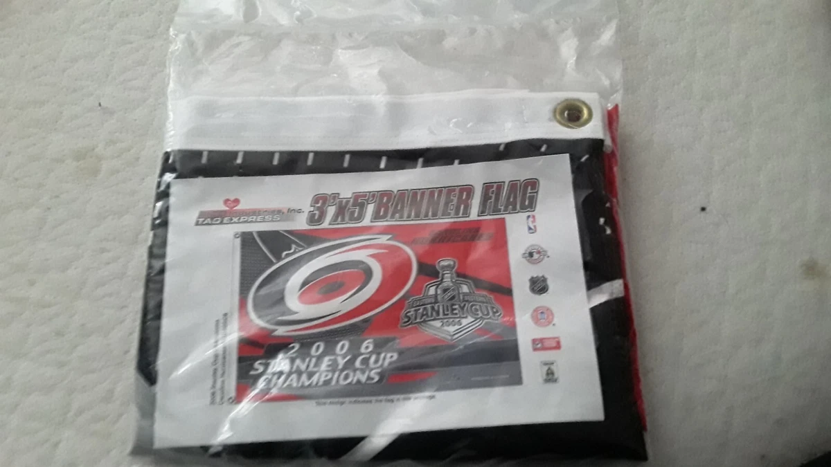 WinCraft Bandera De Huracanes De Carolina 3x5