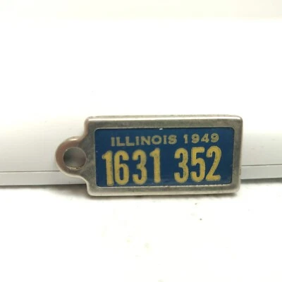 RARE VTG Disabled Veterans Mini License Plate Key Chain Ring Tag ILLINOIS 1949 - Image 1 of 2