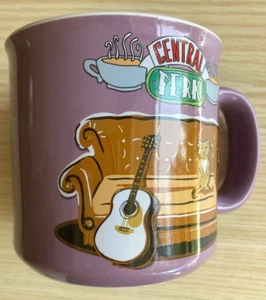 CENTRAL PERK FRIENDS TV Show 20oz Coffee Cup Mug Couch Smelly Cat - Picture 1 of 5
