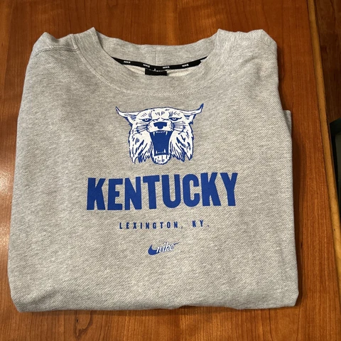 NEW Nike Vault Kentucky Wildcats Crewneck Sweatshirt - Women's XL $55 Cover