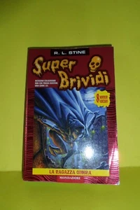 libro Super Brividi n 10 La ragazza ombra di Stine Robert ed Mondadori no adesiv - Foto 1 di 5