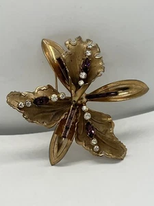 Vintage Glitzy Orchid Flower Pin Brooch w Clear & Purple Rhinestones & Baguettes - Picture 1 of 3