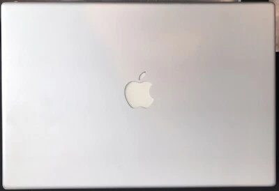 MacBook Pro 15" 2007 A1226 4GB RAM, 2.2GHz Intel Core 2 Duo - Image 1 of 4