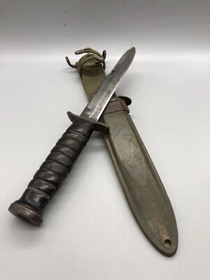 CUCHILLO PARACAIDISTA/TRINCHERA CON MARCA DE PROTECCIÓN DE RANURA ESTUCHE 8 y VAINA M8, Foto 1 de 4