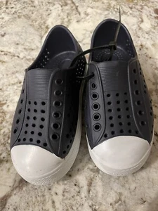 NEW Kids Toddler Clog Shoes Size 10 Black Slides Sandals - Picture 1 of 3
