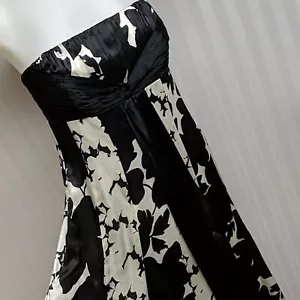 Elegantes trägerloses Kleid Monsoon UK 100% Seide UK-Größe 10 EUR 38 US 6 - Bild 1 von 9