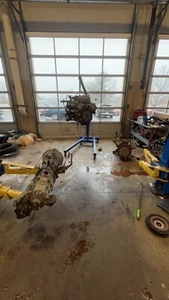 2004 lexus lx470 transmission and transfercase - Picture 1 of 5