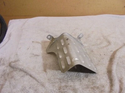 Protector térmico elevador de escape manual Porsche Boxster S 986 3,2 L 6 velocidades 98650465100 Foto 1 de 4