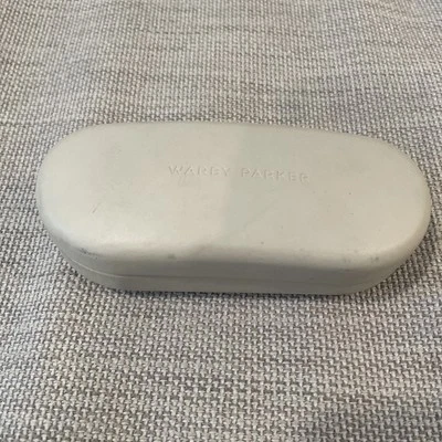 Estuche Warby Parker Gafas de sol Estuche rígido Gris Claro Blanco con EXTRA Foto 1 de 4