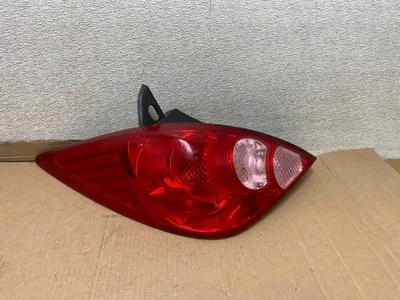 2007 - 2012 Nissan Versa Hatchback Left Driver Side Lh Tail Light Oem U7051 DW - Image 1 of 4