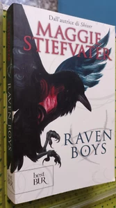 MAGGIE STIEFVATER RAVEN BOYS BEST BUR RIZZOLI SPEDITO CON CORRIERE SDA GIÀinclus - Foto 1 di 2