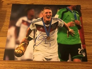Bastian Schweinsteiger Autographed 11x14 Photo Germany Bayern Munich Man U Fire - Picture 1 of 2