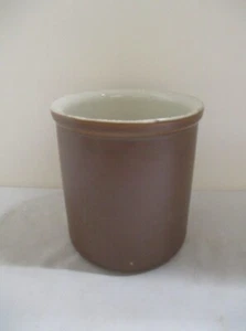Vintage Hall Pottery Heavy Crock 302 Brown Glaze USA 7" Tall x 6.5" Farmhouse - Picture 1 of 6